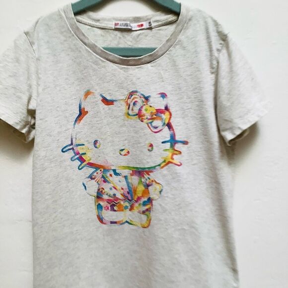 HELLO KITTY SHIRT EUC - Picture 1 of 6